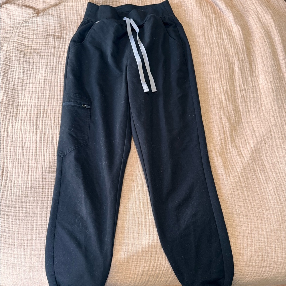 women’s scrub pants